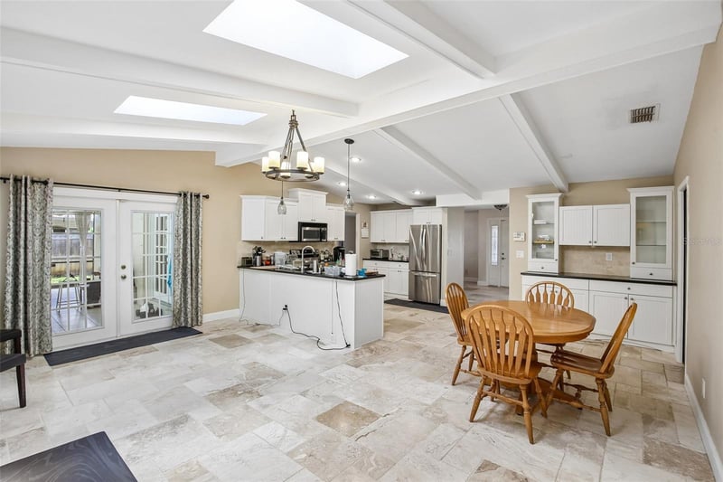 14367 87th Ave, Seminole, FL 33776