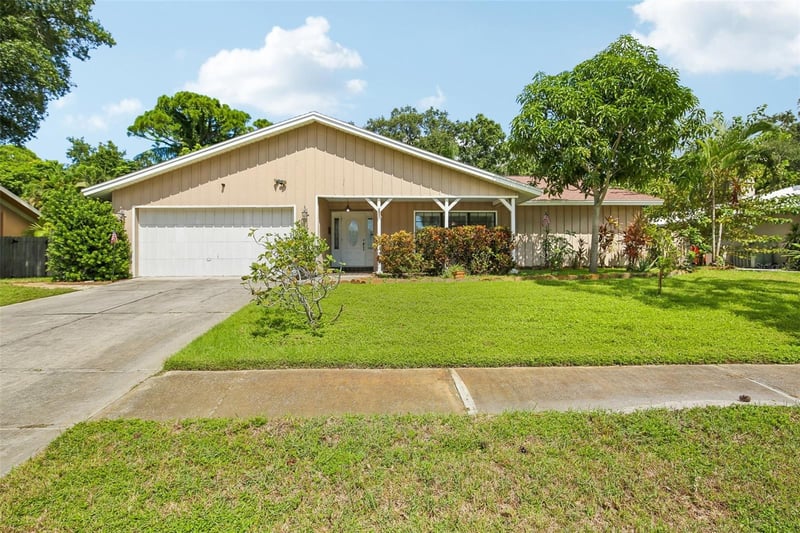 14367 87th Ave, Seminole, FL 33776