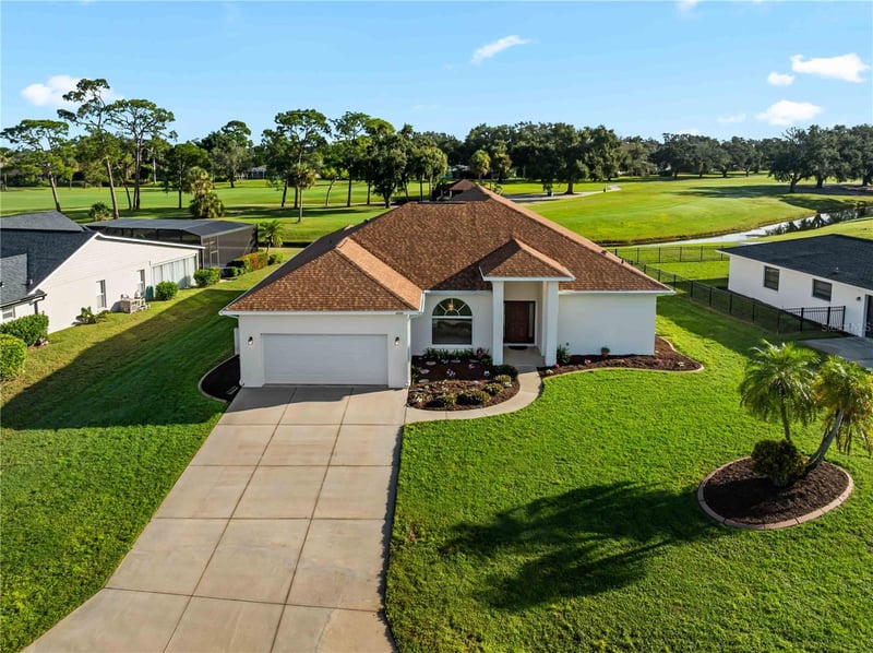 5121 Palm Aire Dr, Sarasota, FL 34243