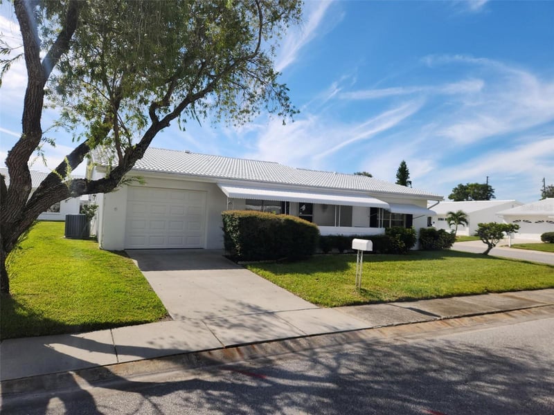 9149 42nd Ln N, Pinellas Park, FL 33782