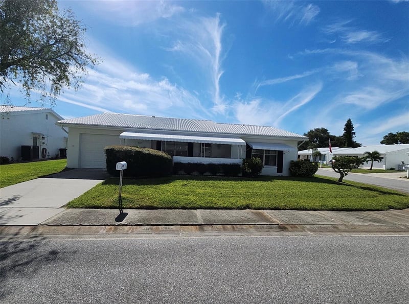 9149 42nd Ln N, Pinellas Park, FL 33782