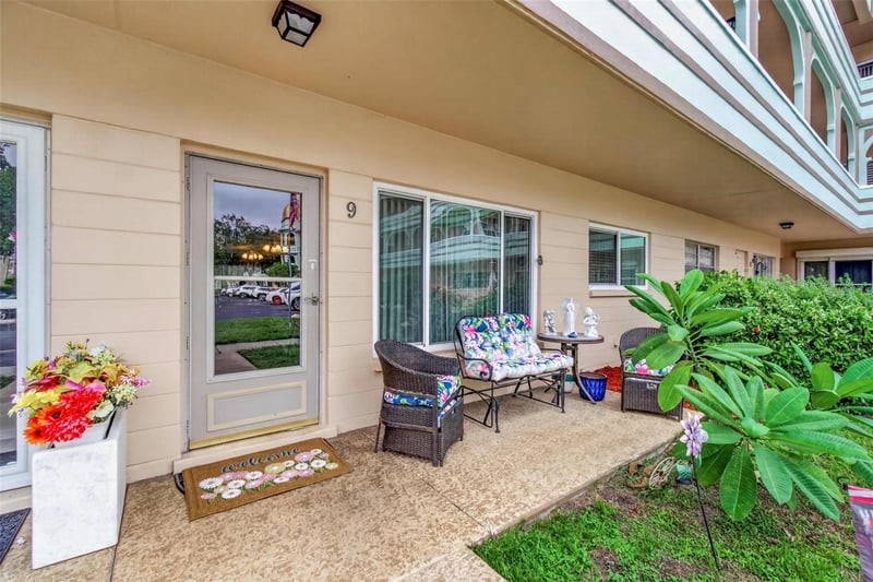 2287 Philippine Dr #9, Clearwater, FL 33763
