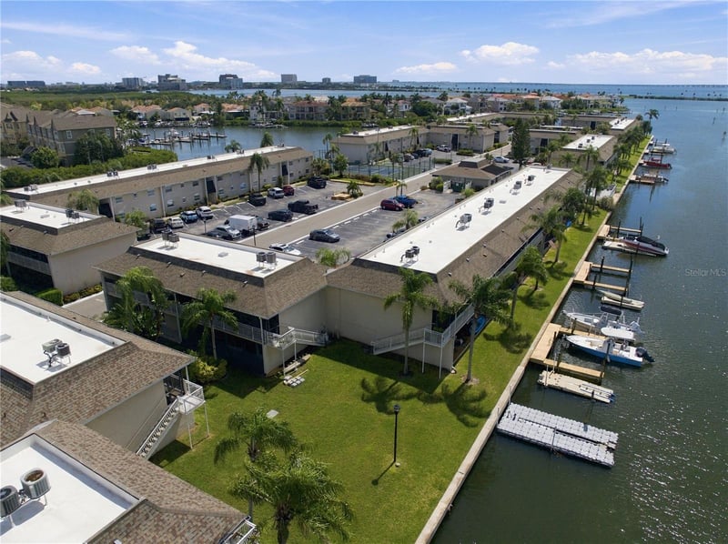 8811 Bay Pointe Dr #C102, Tampa, FL 33615