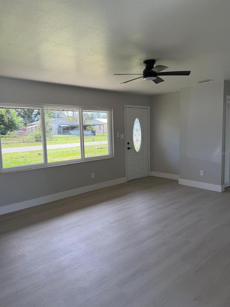 11106 Happy Acres Ln, Riverview, FL 33578