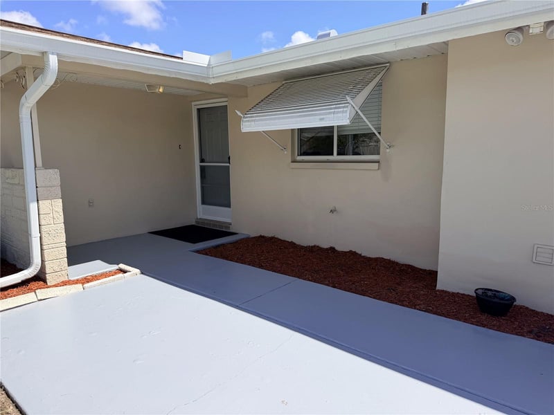10118 Holly Dr, Port Richey, FL 34668