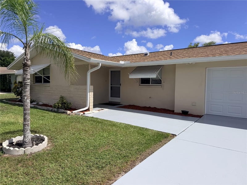 10118 Holly Dr, Port Richey, FL 34668