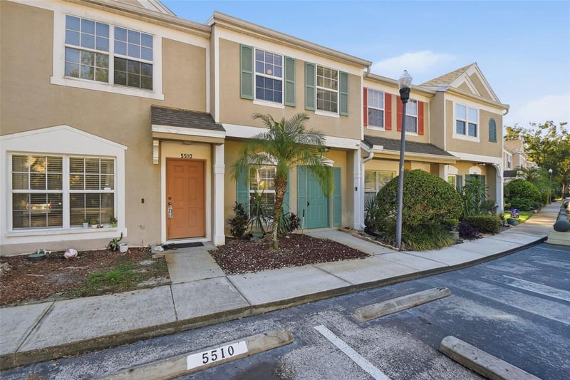 5512 Carrollwood Key Dr, Tampa, FL 33624