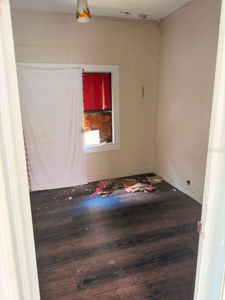2323 W Chestnut St, Tampa, FL 33607