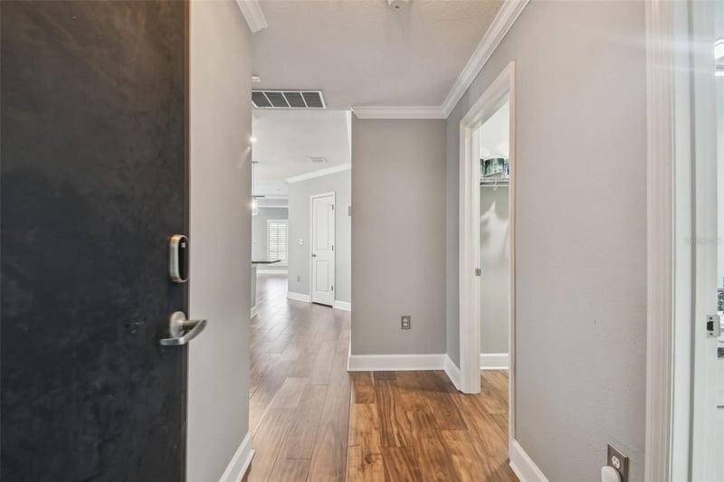 435 S Oregon Ave #304, Tampa, FL 33606