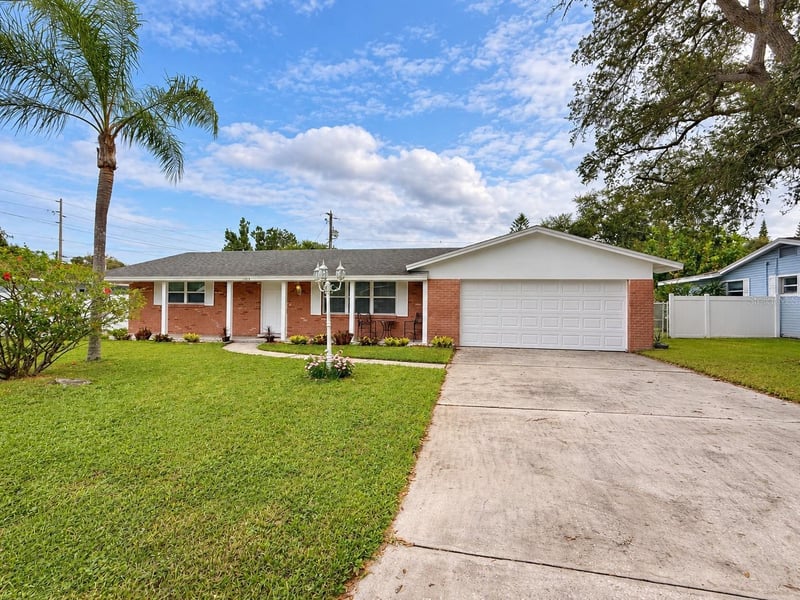 1163 Fay Ave, Largo, FL 33771