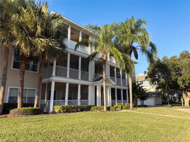 4802 51st St W #411, Bradenton, FL 34210