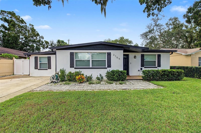 2109 E Flora St, Tampa, FL 33610