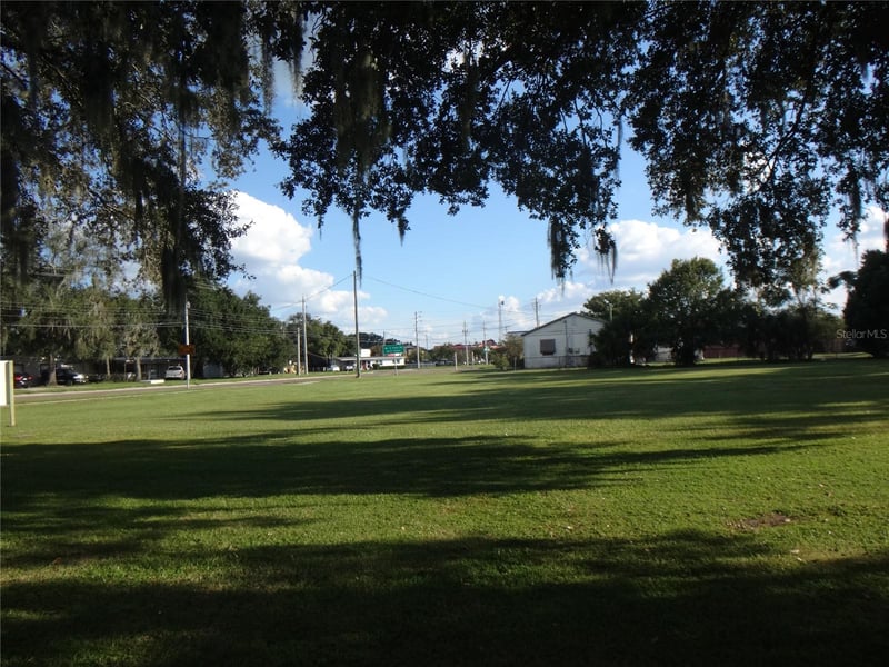 1603 James L Redman Pw, Plant City, FL 33563