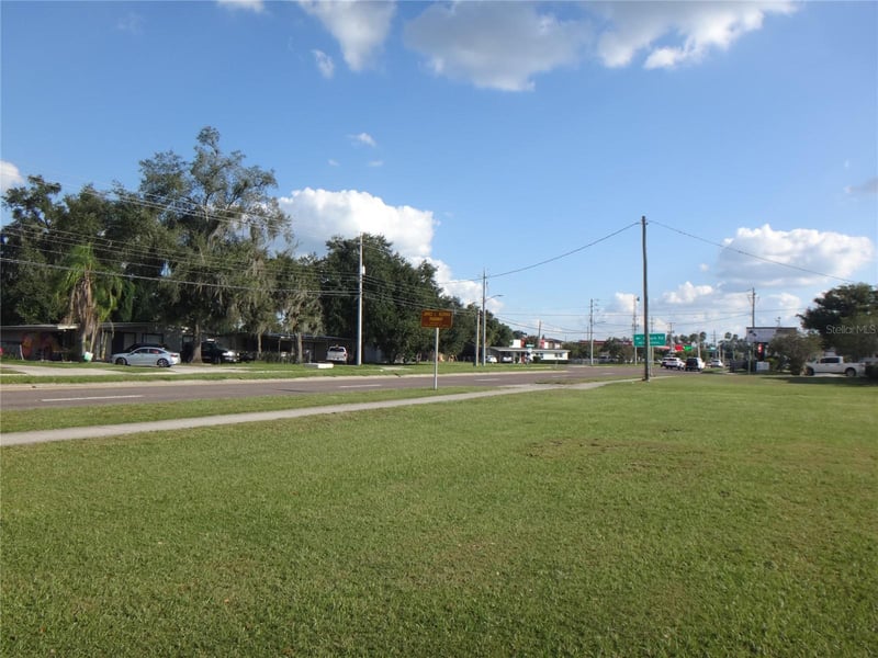 1603 James L Redman Pw, Plant City, FL 33563