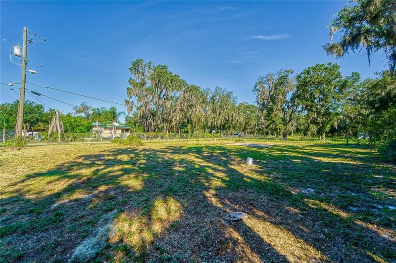 3533 Jordan Rd, Dover, FL 33527