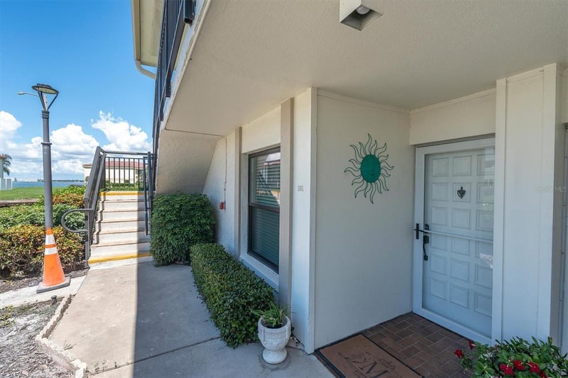 6210 Sun Blvd #101, St Petersburg, FL 33715
