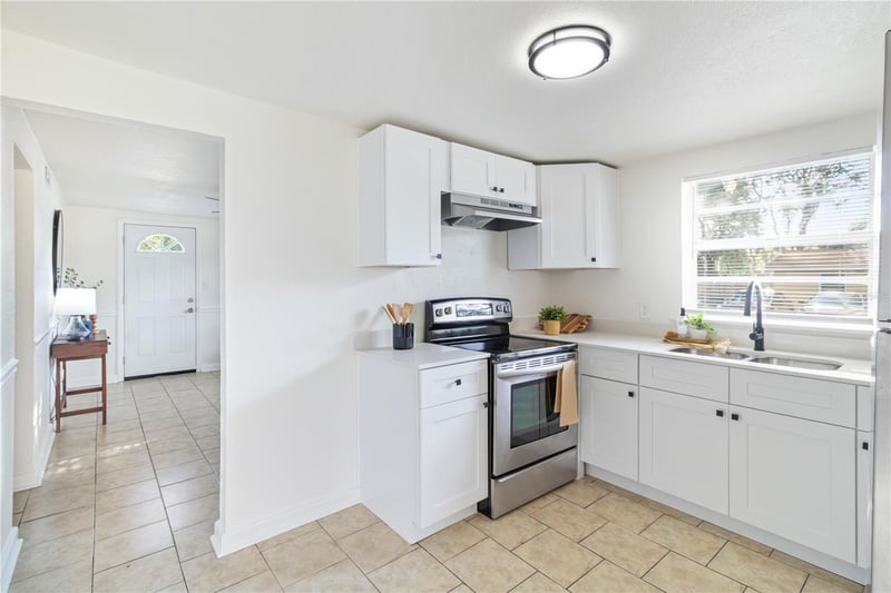1410 E 98th Ave, Tampa, FL 33612