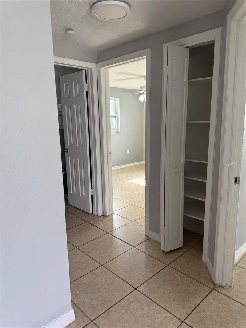 7325 Ivanhoe Dr, Port Richey, FL 34668