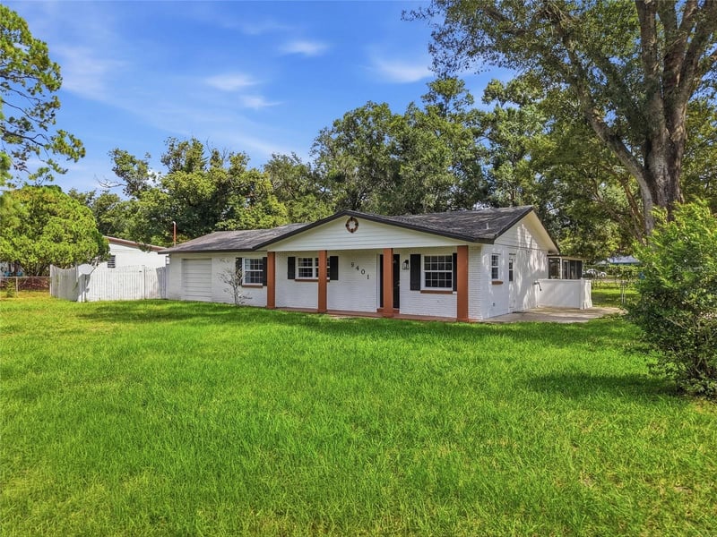 9401 N Rome Cir, Tampa, FL 33612