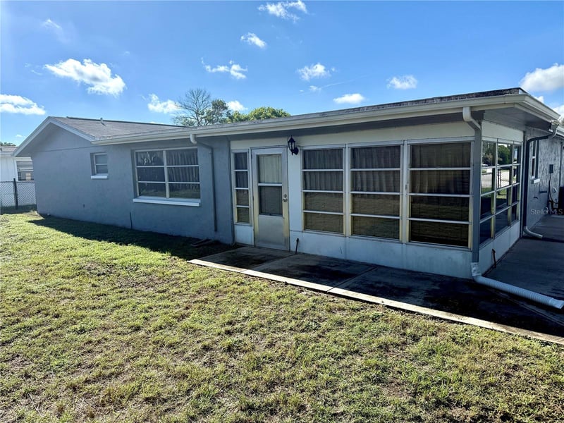 7625 Embassy Blvd, Port Richey, FL 34668