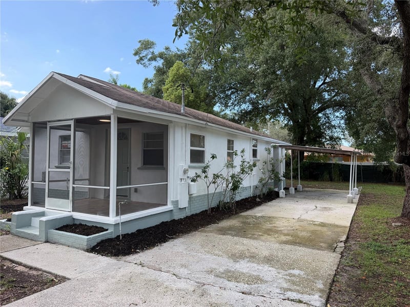 3636 E North Bay St, Tampa, FL 33610