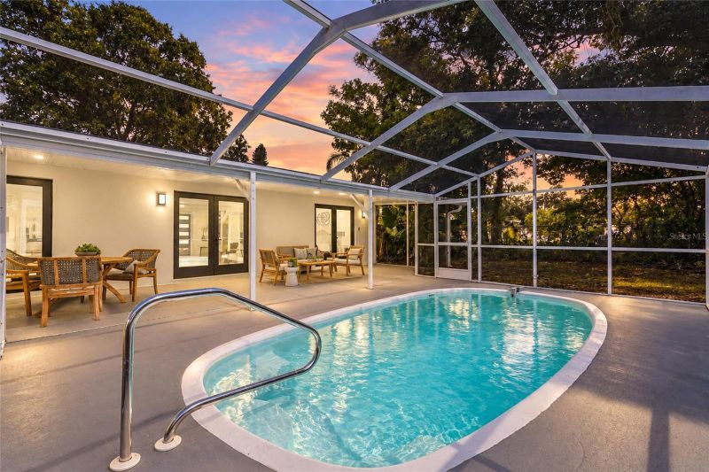 6703 Pointe West Blvd, Bradenton, FL 34209