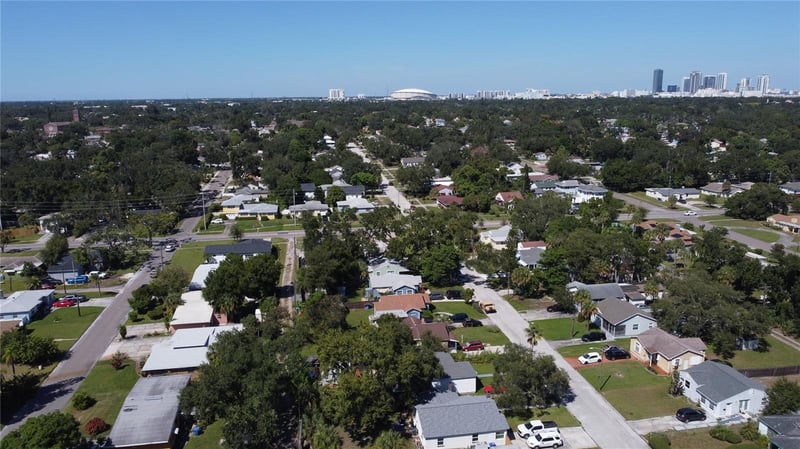 2740 18th St S, St Petersburg, FL 33712