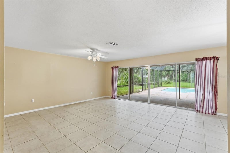 1411 52 St E, Palmetto, FL 34221