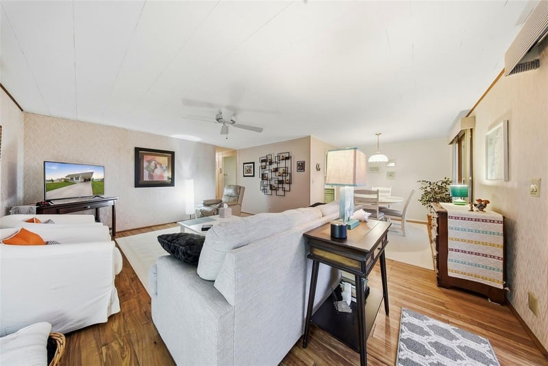 12117 Cartwright Dr, Hudson, FL 34667
