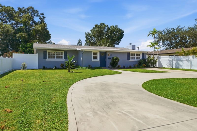532 43rd Ave NE, St Petersburg, FL 33703