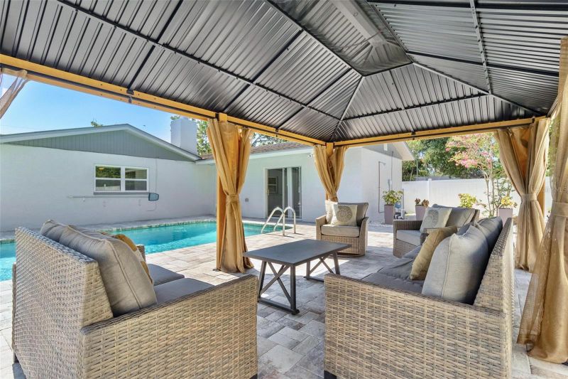 5127 Caesar Way S, St Petersburg, FL 33712