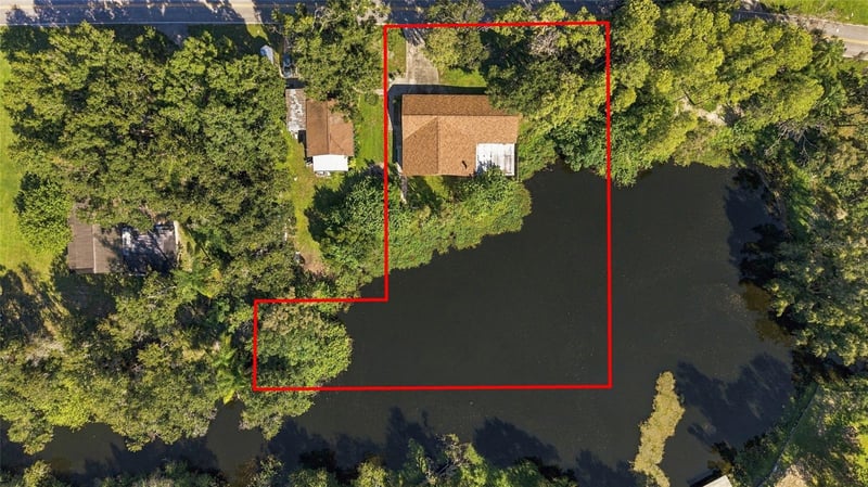 18810 Geraci Rd, Lutz, FL 33548
