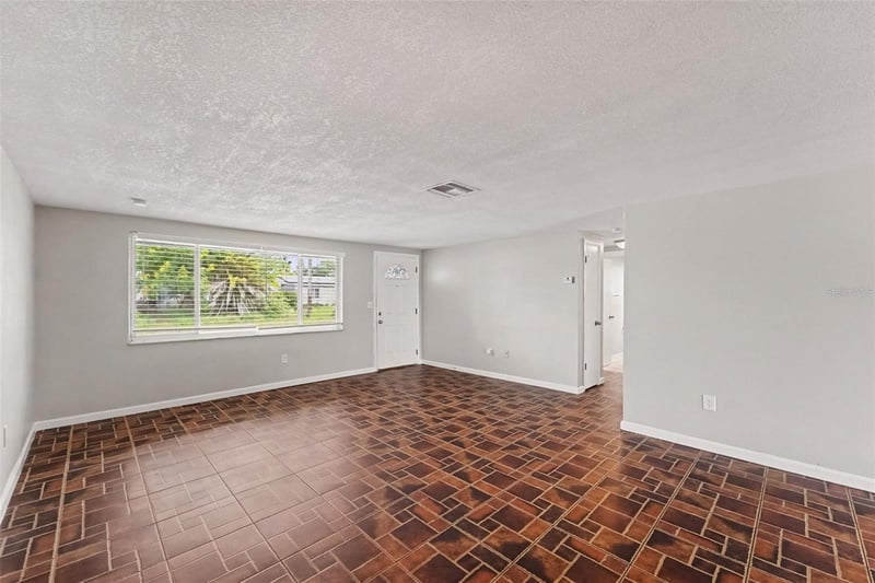 9035 Saint Regis Ln, Port Richey, FL 34668