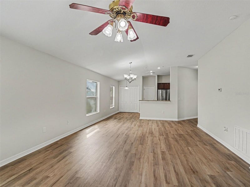 10614 Summer Azure Dr, Riverview, FL 33578