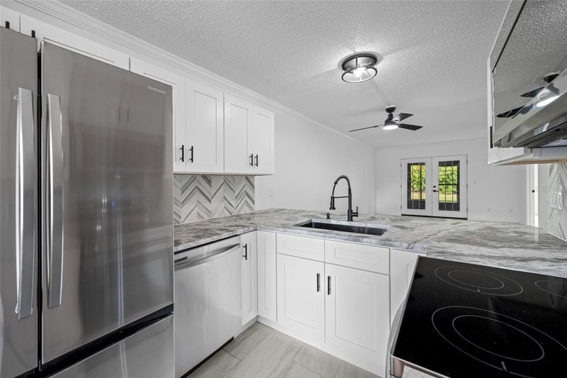 11201 122nd Ave #201, Largo, FL 33778