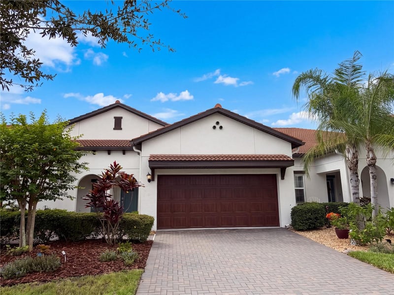 5319 Stoic Vale Dr, Wimauma, FL 33598
