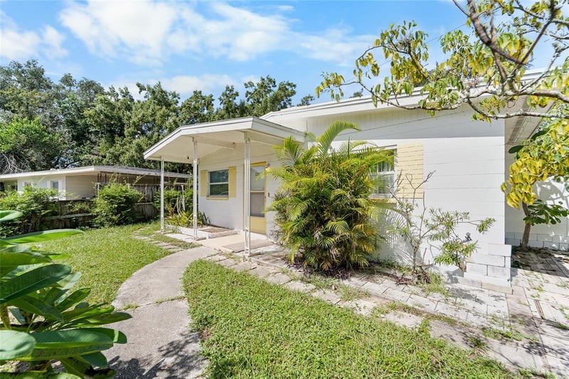 12312 N 27th St, Tampa, FL 33612