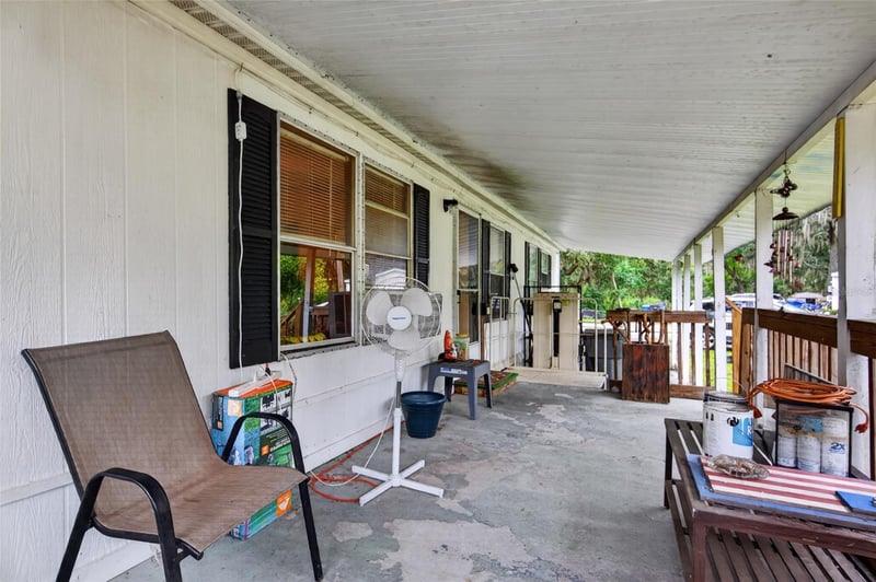 1501 Pasadena Dr, Seffner, FL 33584