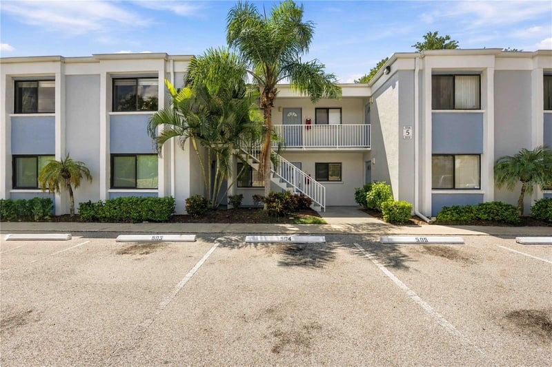 5310 26th St W #504, Bradenton, FL 34207