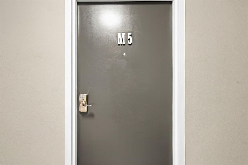 226 5th Ave N #M05, St Petersburg, FL 33701