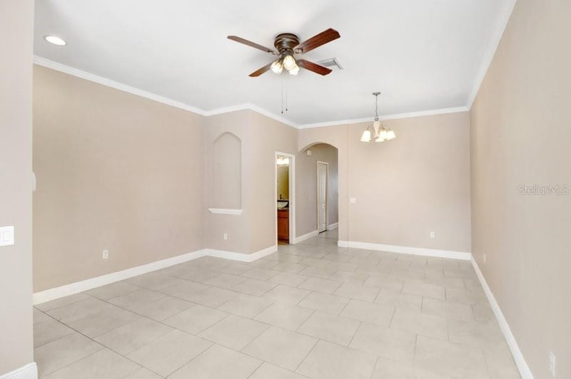 12635 Kings Crossing Dr, Gibsonton, FL 33534