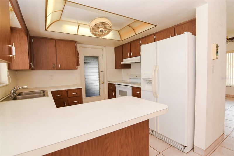 13594 Monalee Ave, Seminole, FL 33776