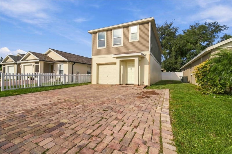 4118 11th St E, Bradenton, FL 34208