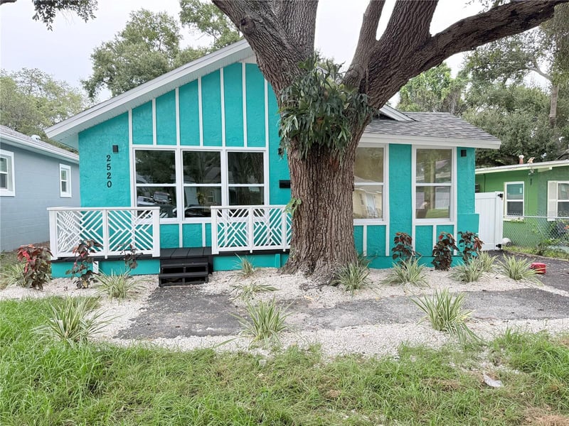 2520 10th St S, St Petersburg, FL 33705