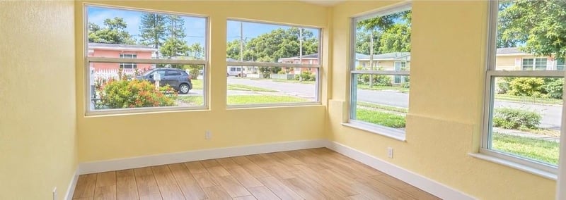 2520 10th St S, St Petersburg, FL 33705