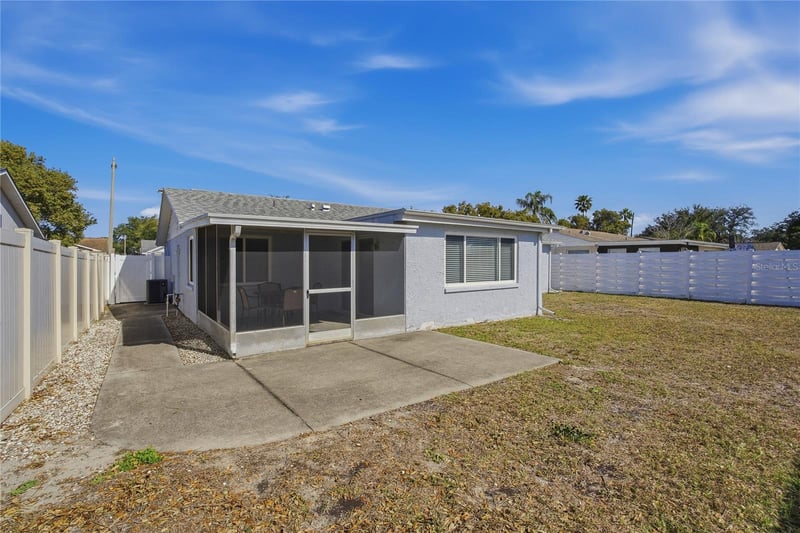 7420 Sandalwood Dr, Port Richey, FL 34668