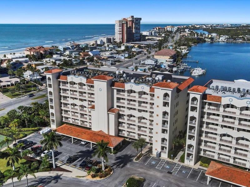 17715 Gulf Blvd #303, Redington Shores, FL 33708