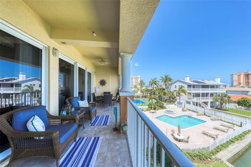 17715 Gulf Blvd #303, Redington Shores, FL 33708