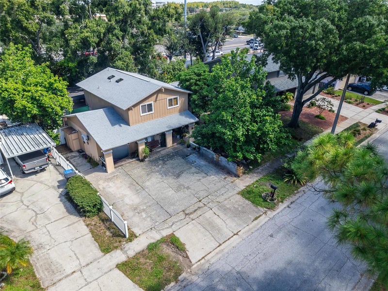 7003 Summerbridge Dr, Tampa, FL 33634