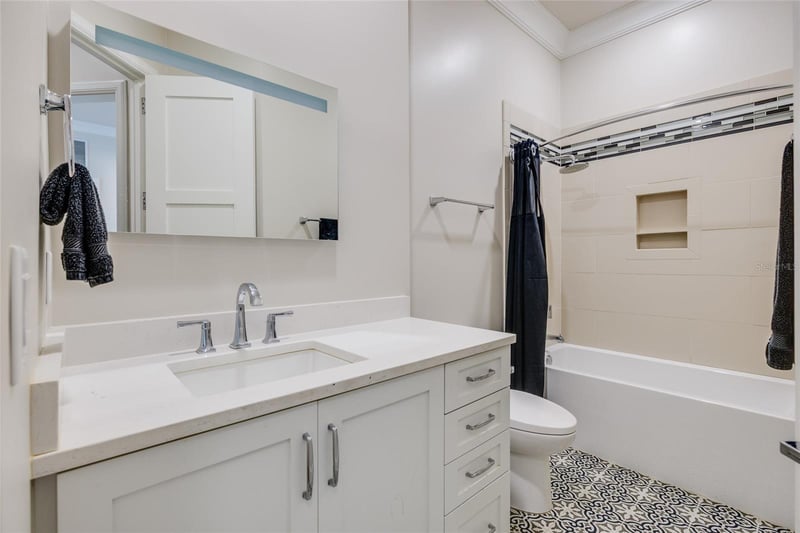700 S Harbour Island Blvd #825, Tampa, FL 33602